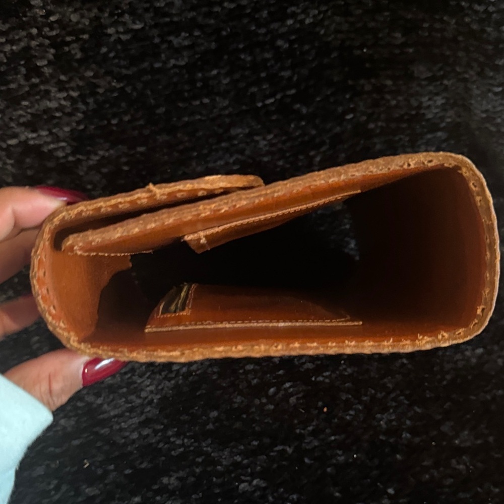 Embossed Leather Wallet with Floral Design - Picture 4 of 9